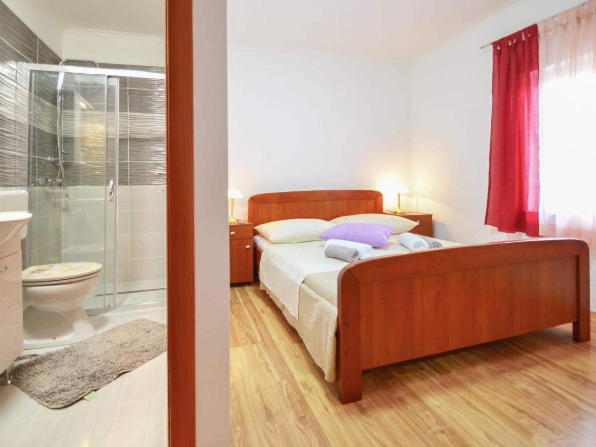 Holiday home Frane By Interhome