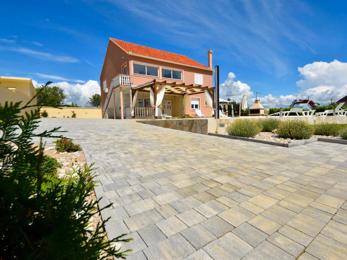 Holiday home Frane By Interhome